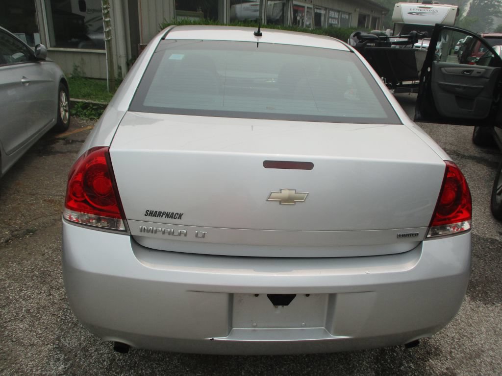 Used 2014 Chevrolet Impala LT w/ LT Sunroof Package FWD image 7