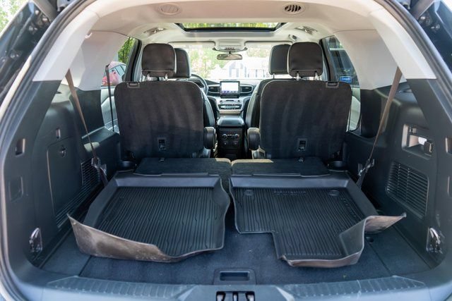 Used 2023 Ford Explorer XLT w/ Equipment Group 202A AWD/4WD image 10