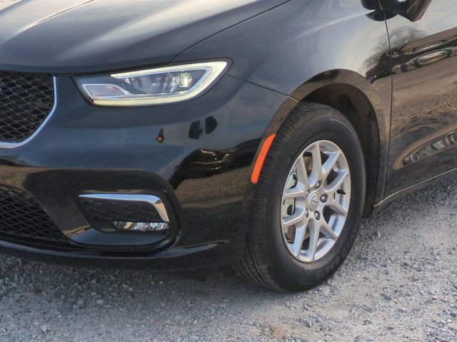 New 2026 Chrysler Pacifica Select FWD image 9