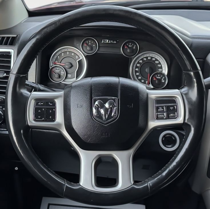 Used 2014 RAM 3500 Laramie image 18