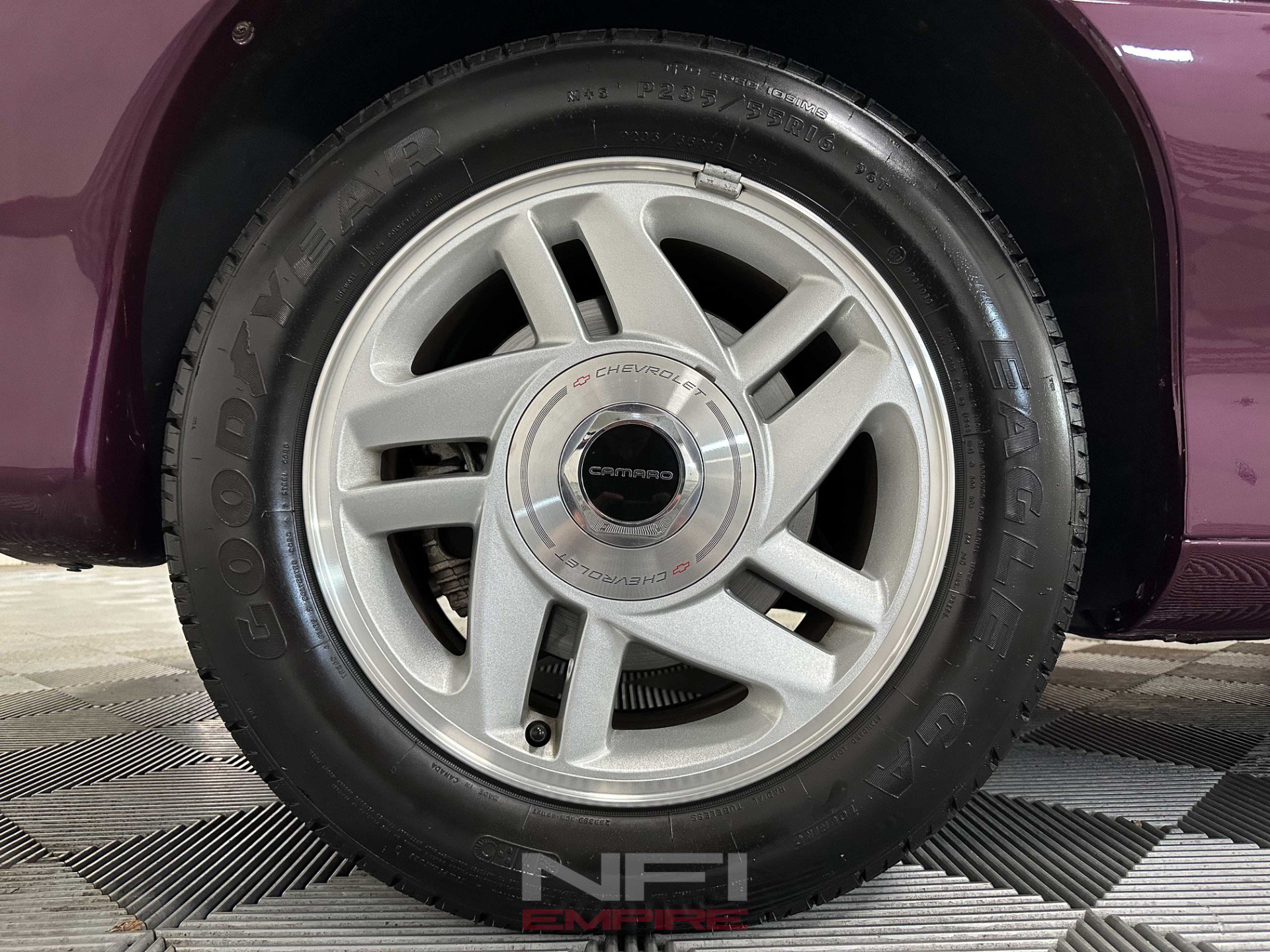 Used 1995 Chevrolet Camaro Z28 RWD image 18