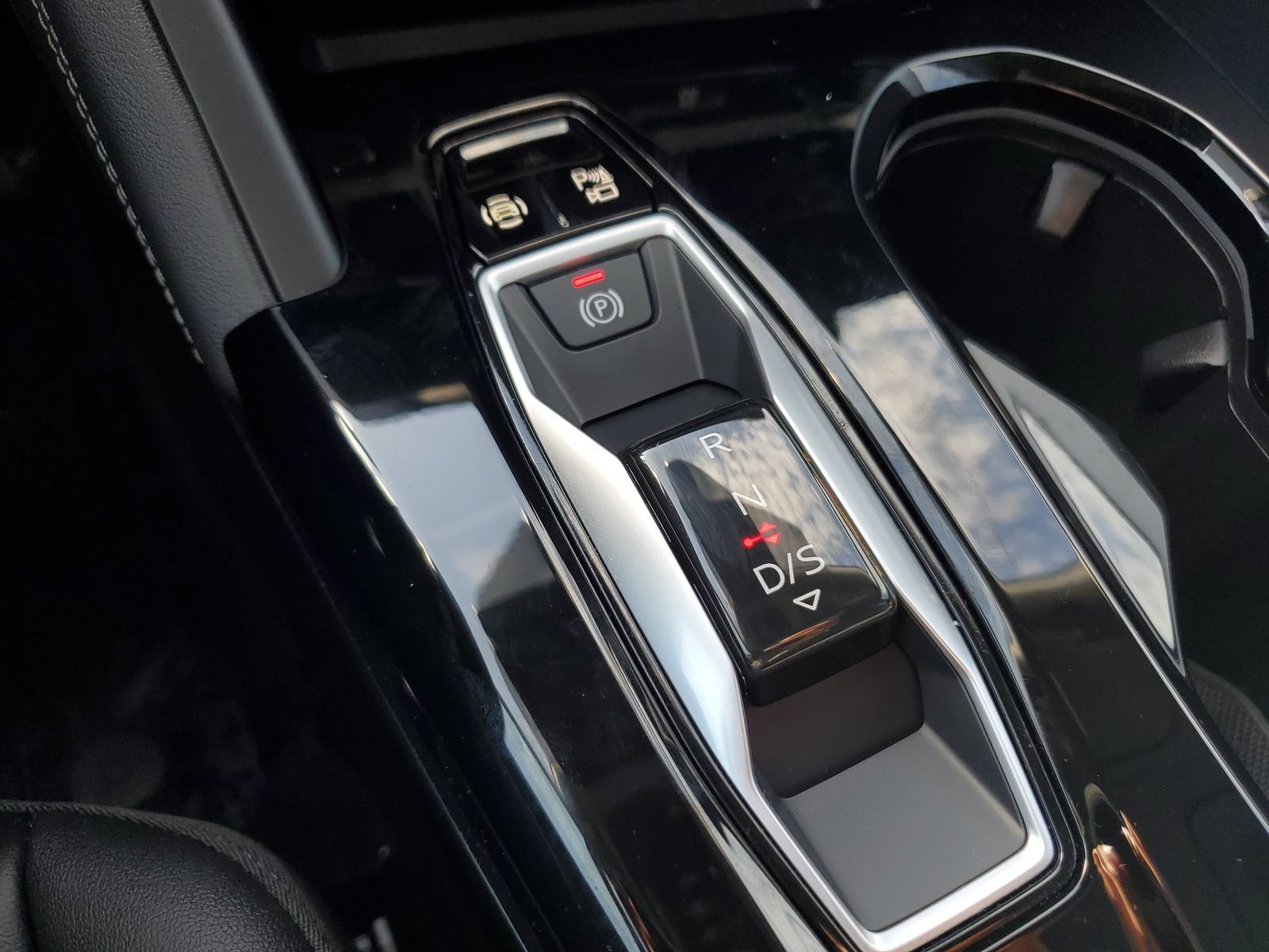 Used 2025 Audi Q5 Premium Plus w/ Premium Plus AWD/4WD image 25