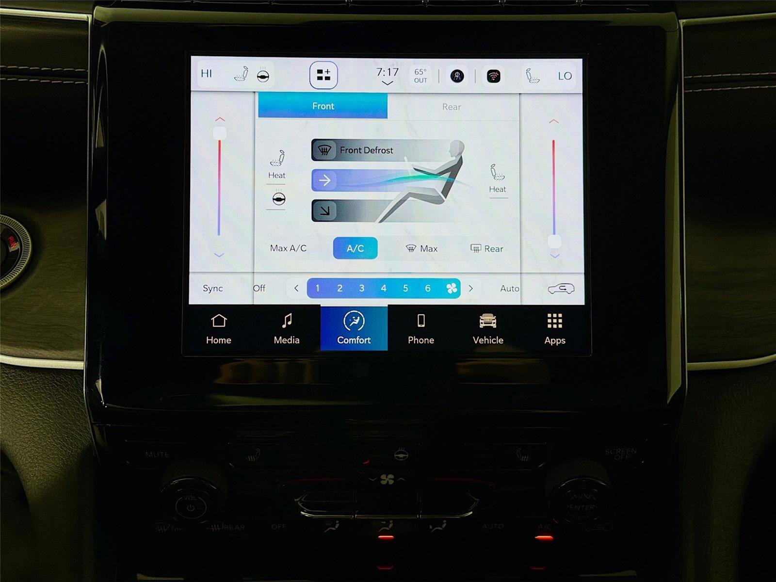 Used 2022 Jeep Grand Cherokee L Limited image 16