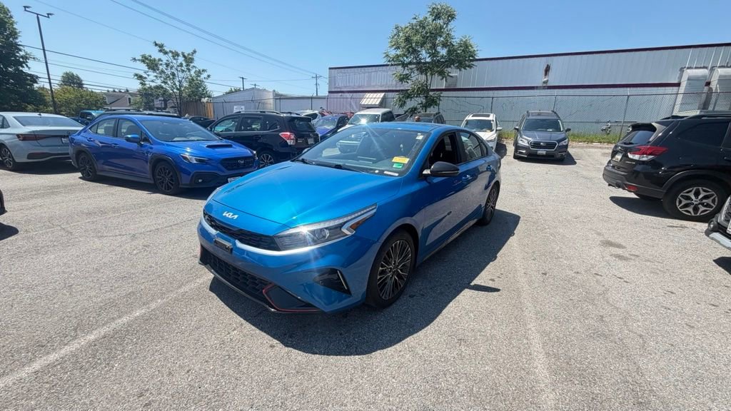 Used 2023 Kia Forte GT-Line FWD image 3