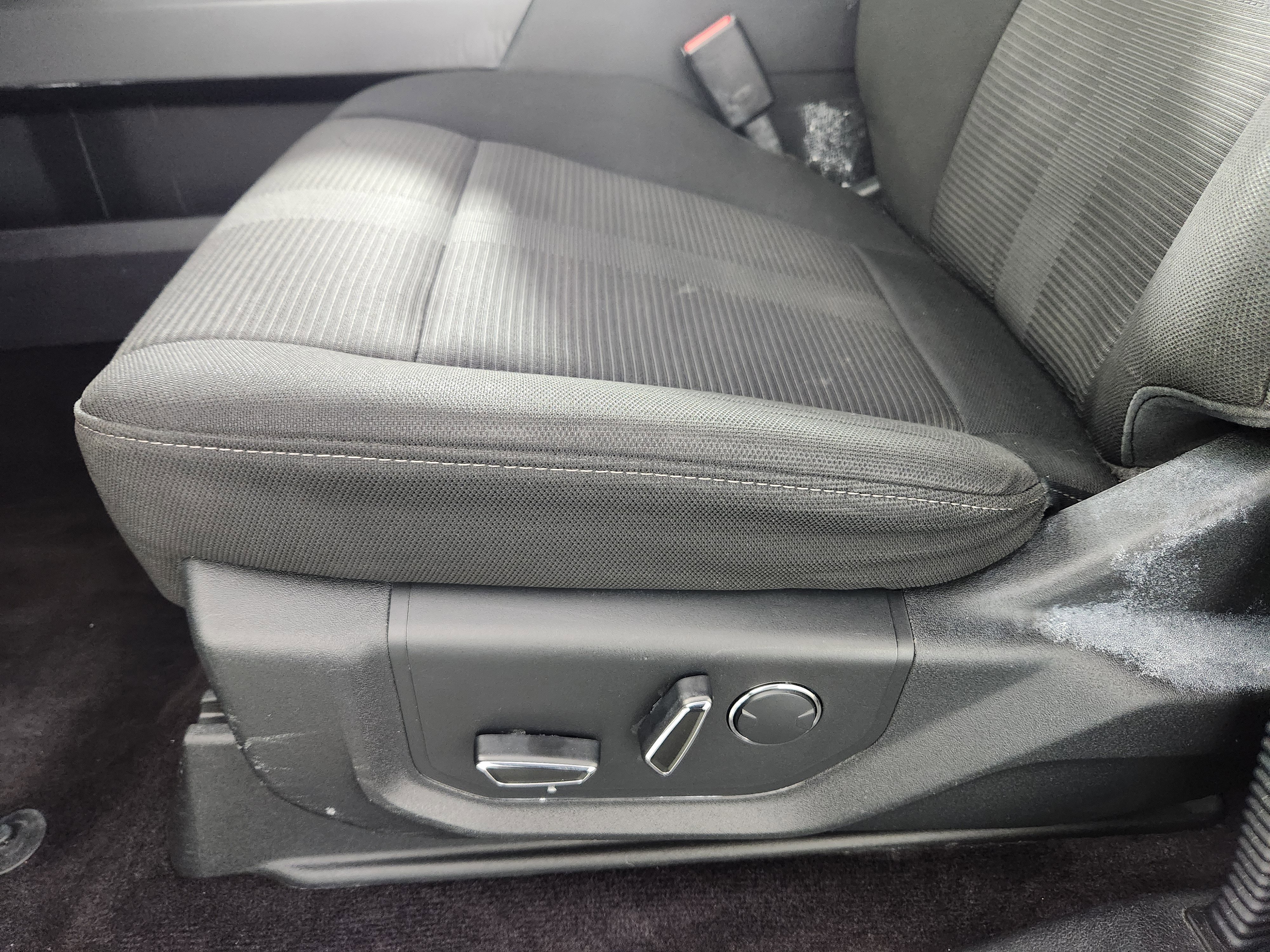 Used 2017 Ford F150 XLT w/ Equipment Group 302A Luxury image 13