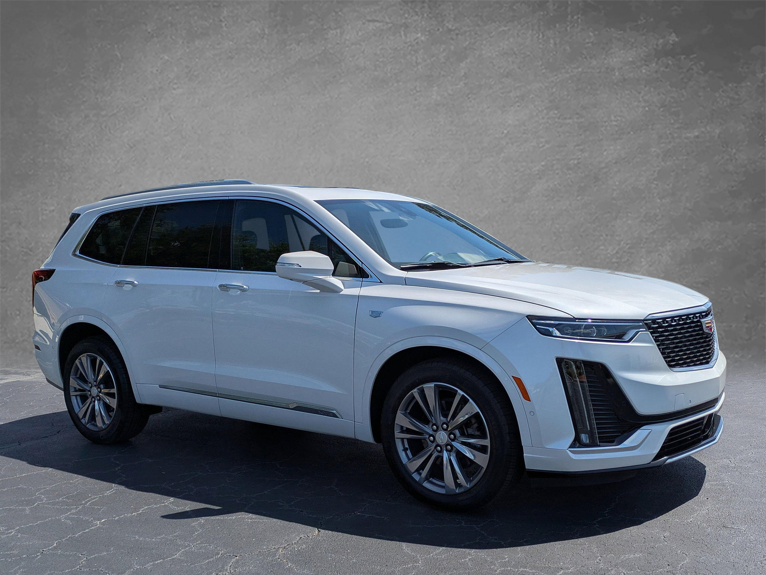 Certified 2025 Cadillac XT6 Premium Luxury w/ Platinum Package AWD/4WD image 7