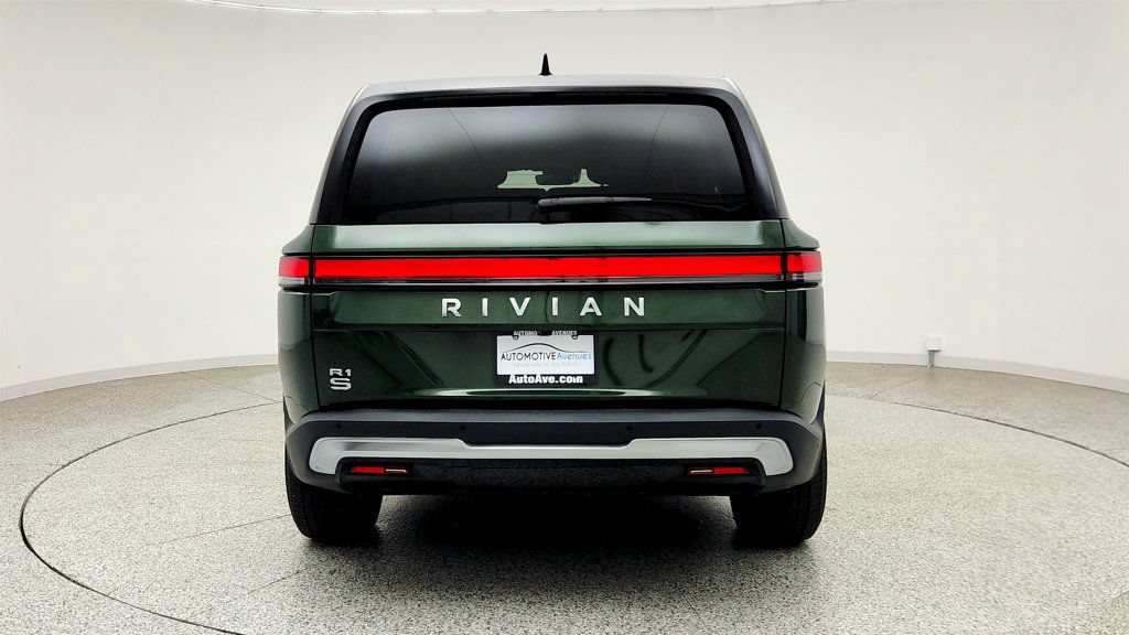 Used 2024 Rivian R1S Adventure AWD/4WD image 6