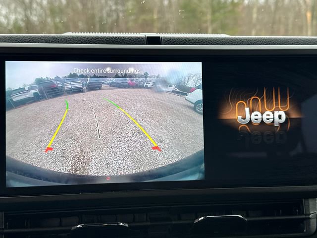 Used 2024 Jeep Wrangler Sport S image 32