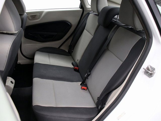 Used 2012 Ford Fiesta S image 11