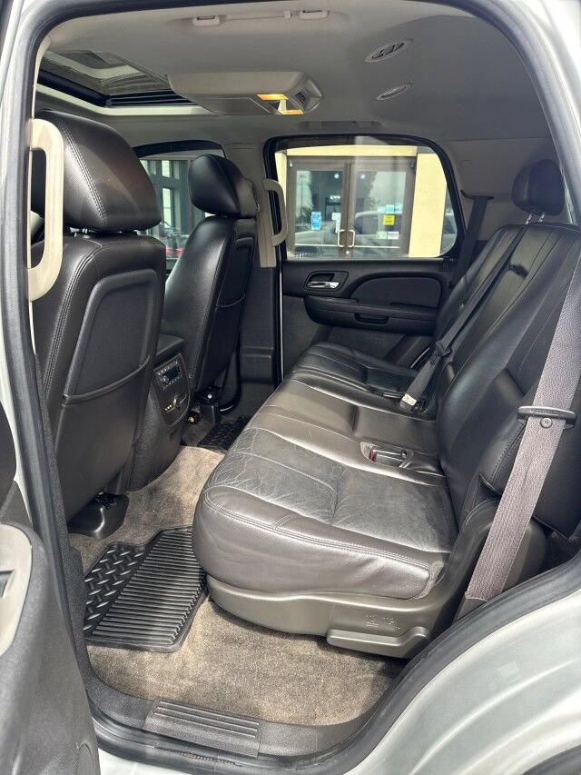 Used 2010 Chevrolet Tahoe LT AWD/4WD image 11