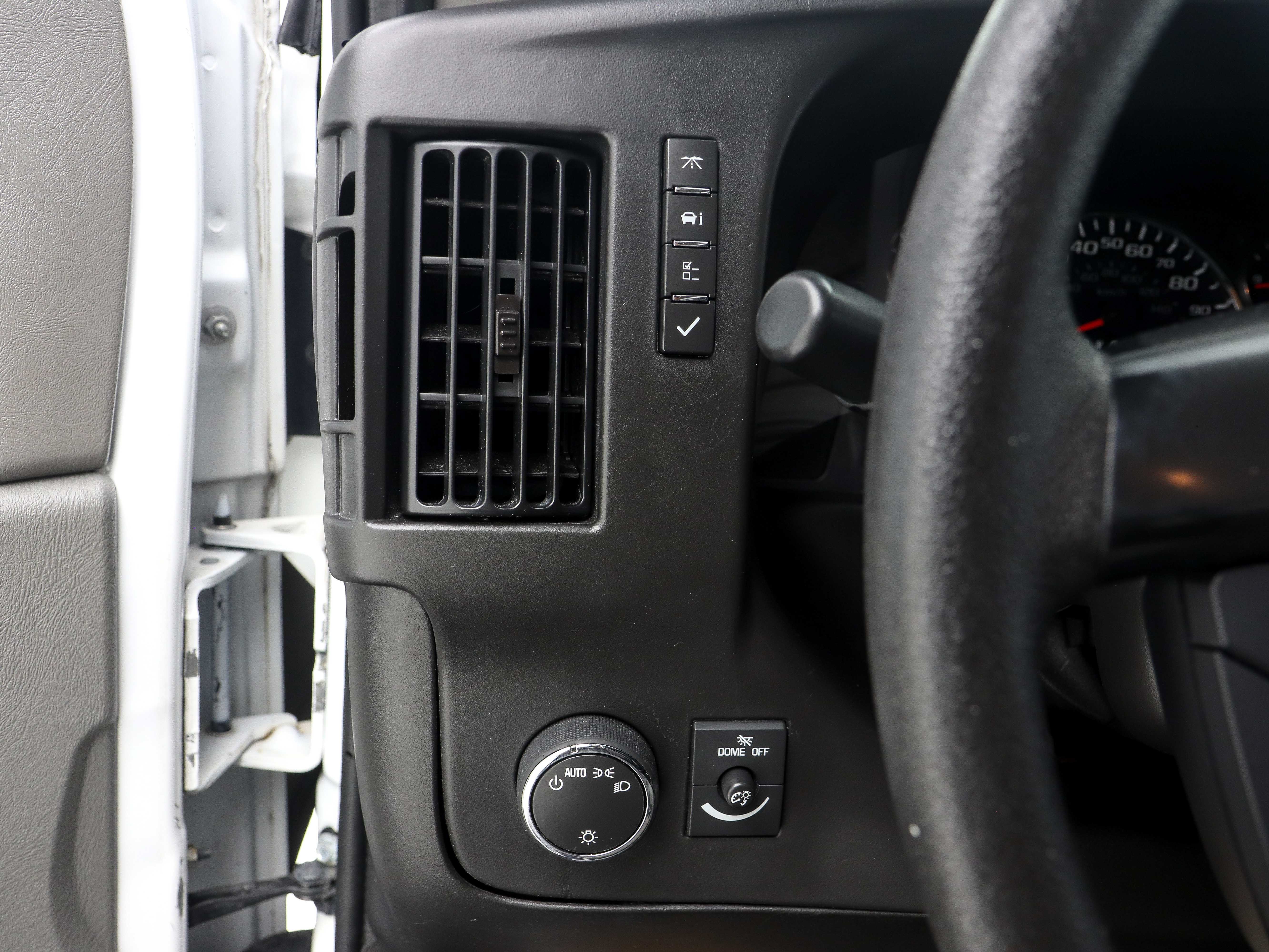 Used 2016 Chevrolet Express 3500 LT w/ LT Preferred Equipment Group RWD image 23