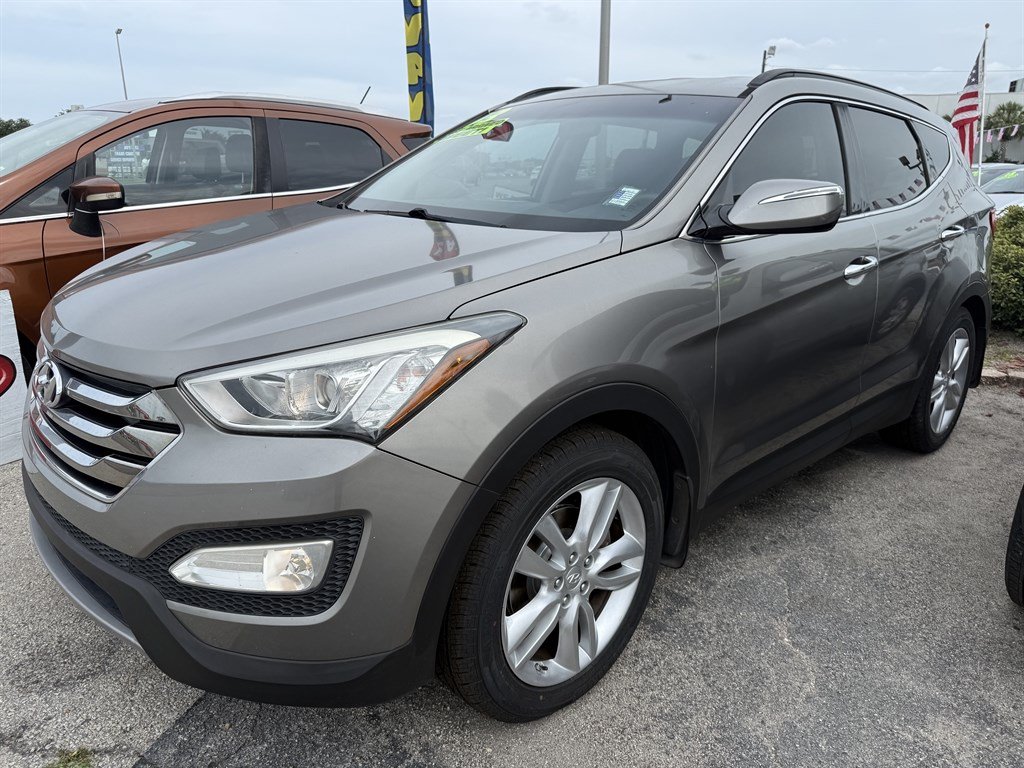 Used 2013 Hyundai Santa Fe Sport 2.0T FWD image 3