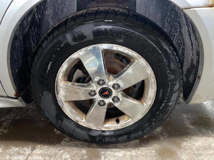 Used 2005 Pontiac Grand Prix GT w/ Leather Trim Package image 14