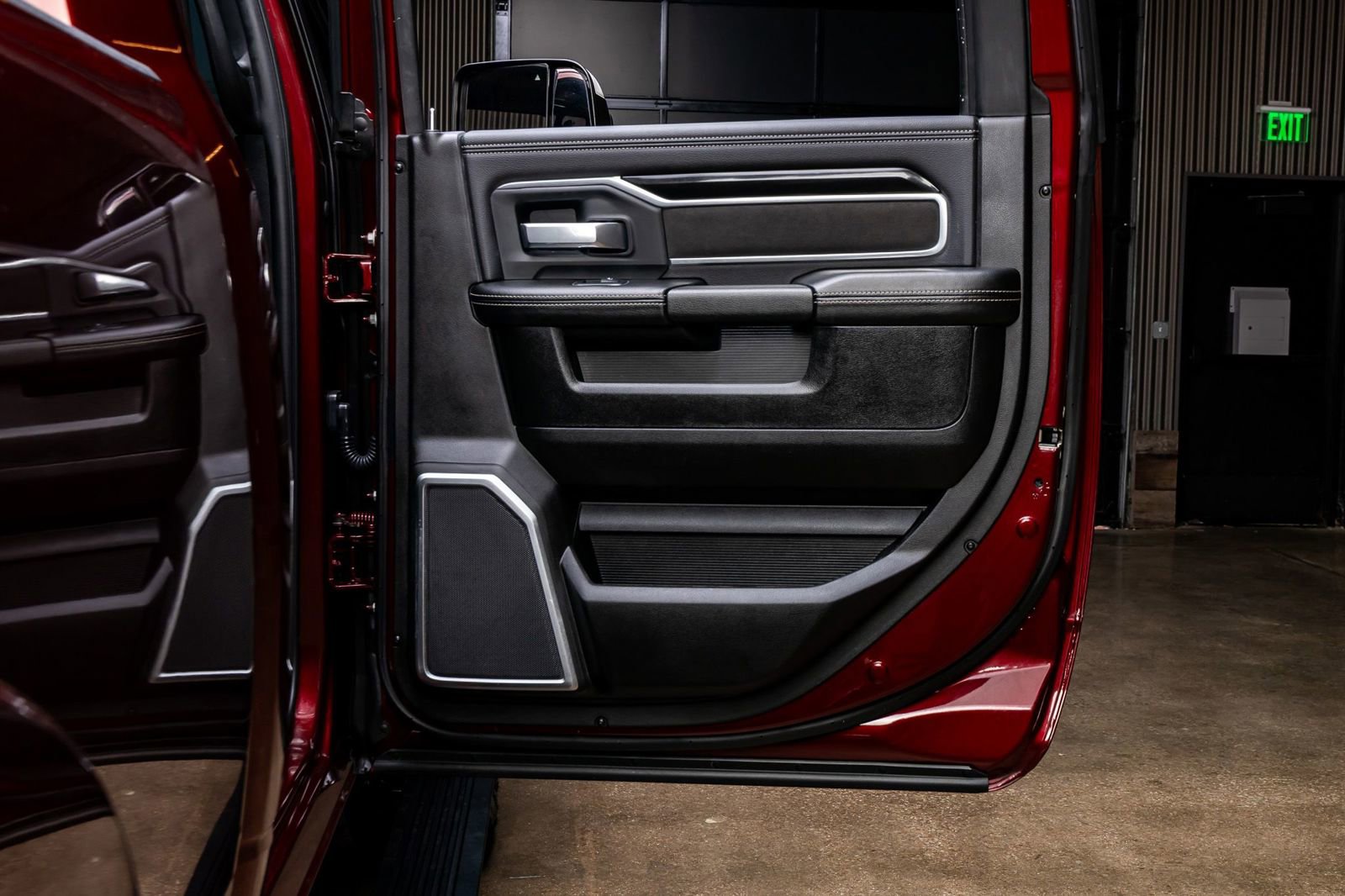 Used 2020 RAM 2500 Laramie image 38