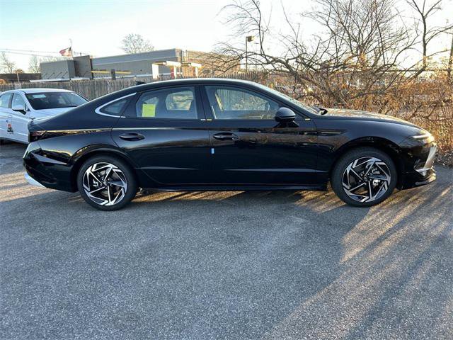 New 2026 Hyundai Sonata SEL image 2