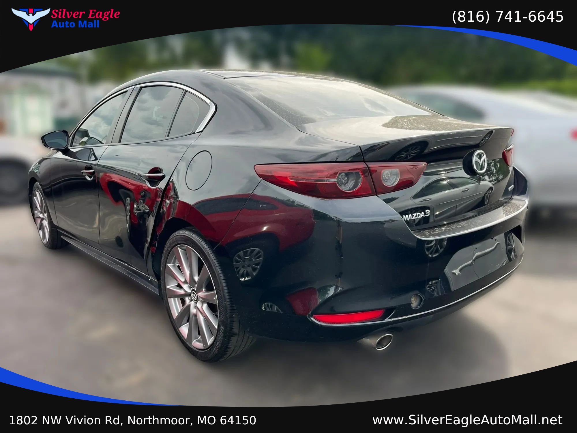 Used 2019 MAZDA MAZDA3 Sedan FWD image 4