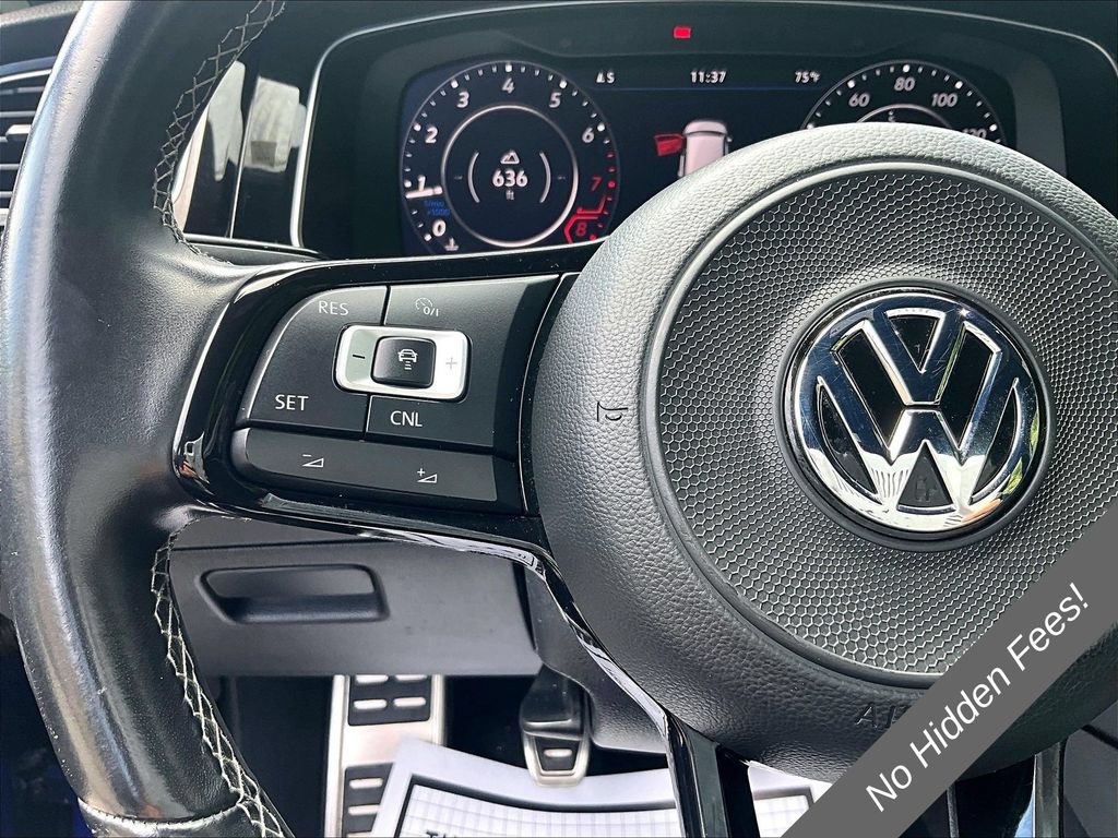 Used 2018 Volkswagen Golf R 4-Door AWD/4WD image 16