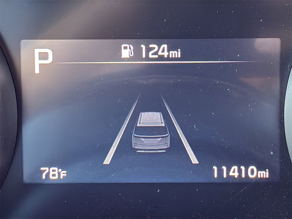 Certified 2024 Kia Carnival EX image 25