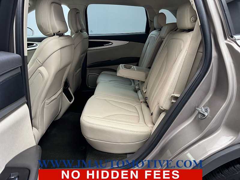 Used 2020 Lincoln Nautilus Premier w/ Equipment Group 101A AWD/4WD image 14