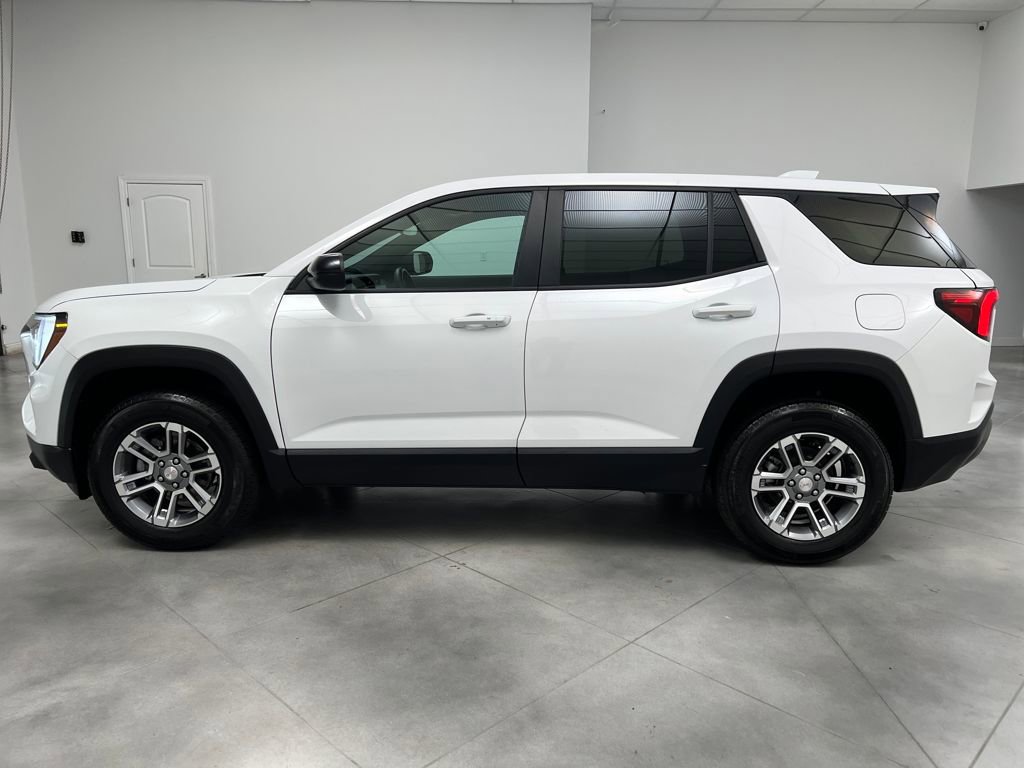 Used 2025 GMC Terrain Elevation image 4