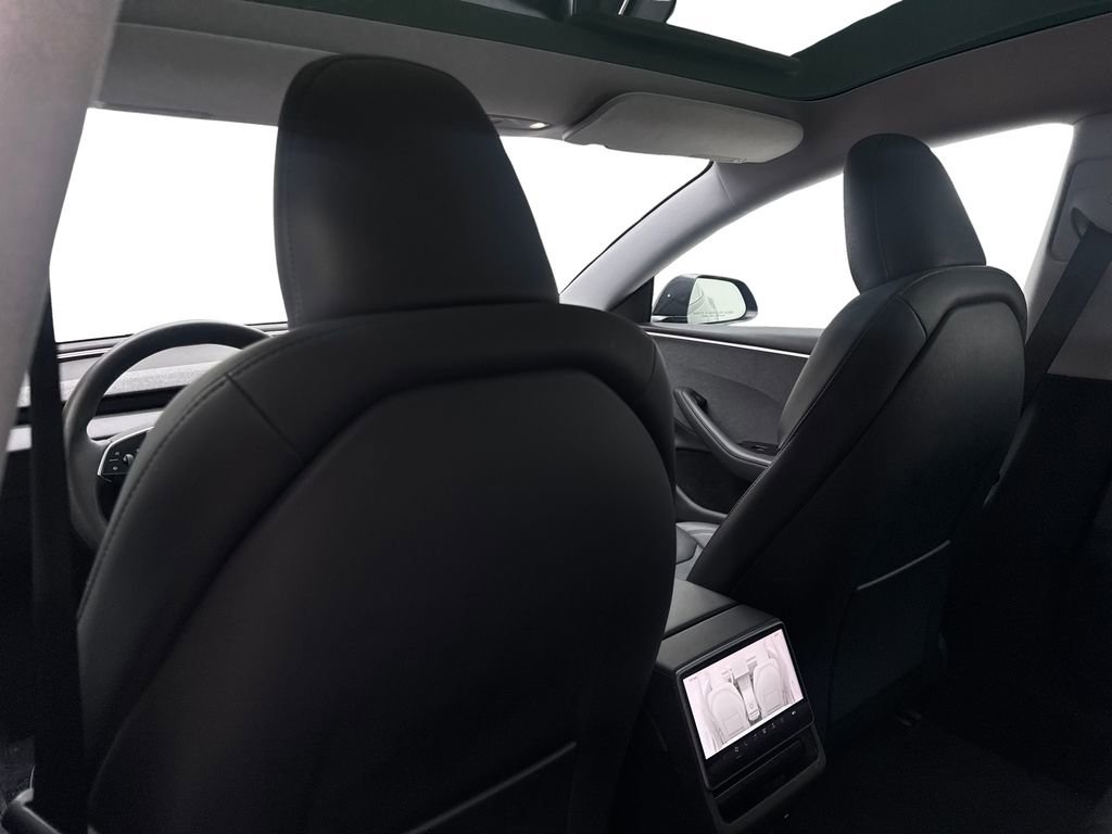 Used 2024 Tesla Model 3 Long Range RWD image 34