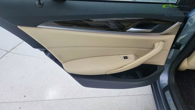 Used 2018 BMW 530e w/ Premium Package 2 RWD image 34