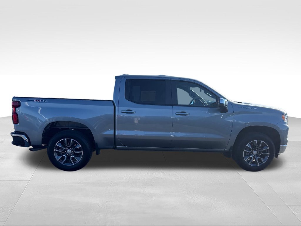 Used 2024 Chevrolet Silverado 1500 LT AWD/4WD image 15