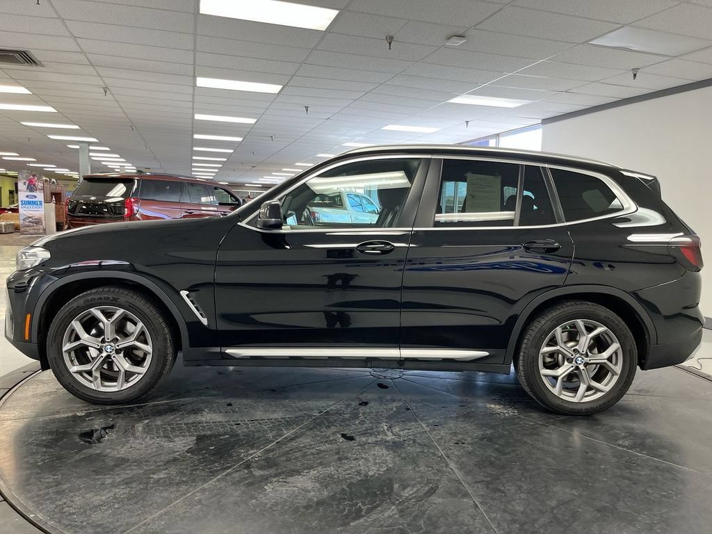 Used 2024 BMW X3 xDrive30i AWD/4WD image 5
