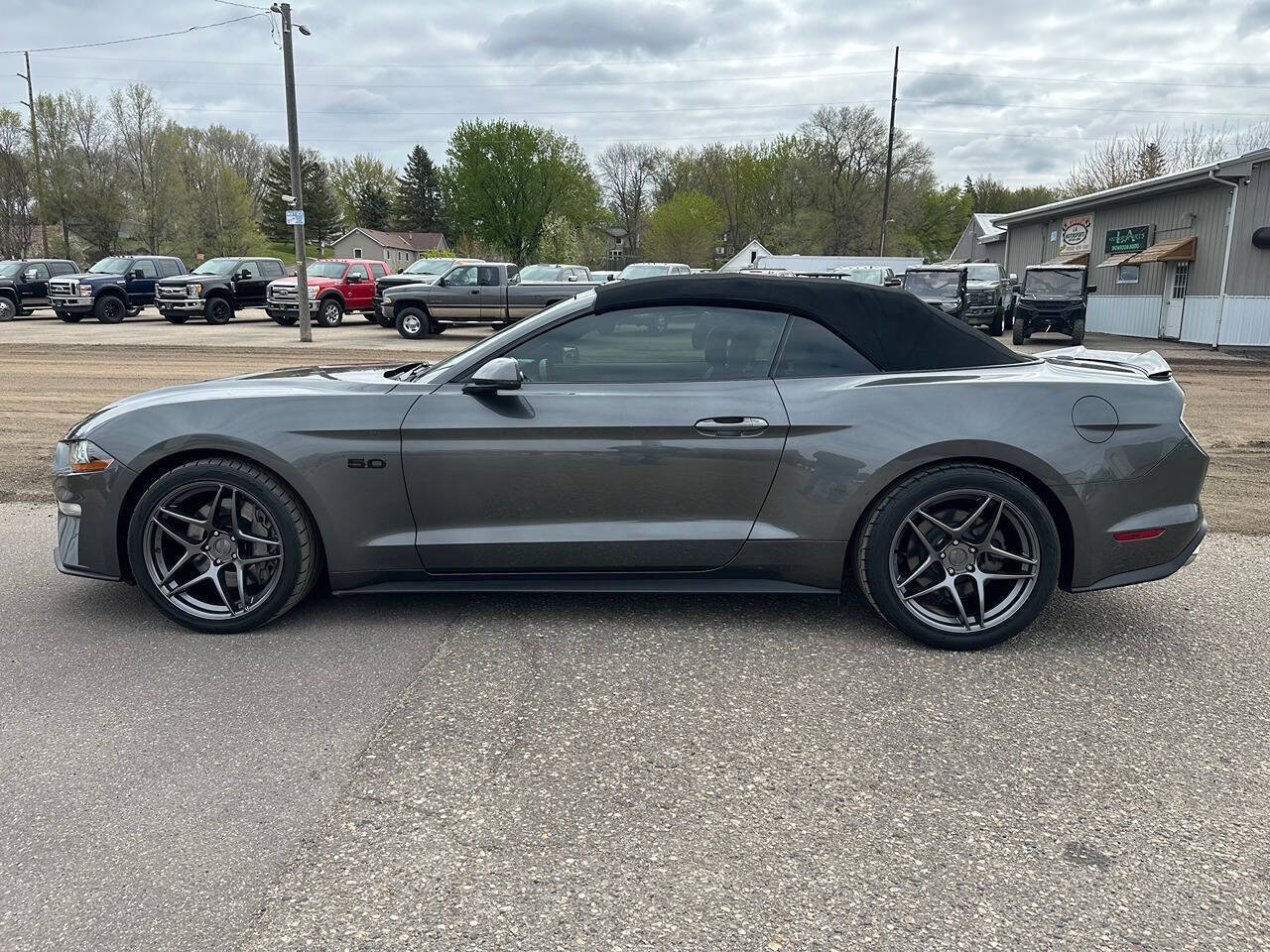Used 2019 Ford Mustang GT Premium RWD image 2