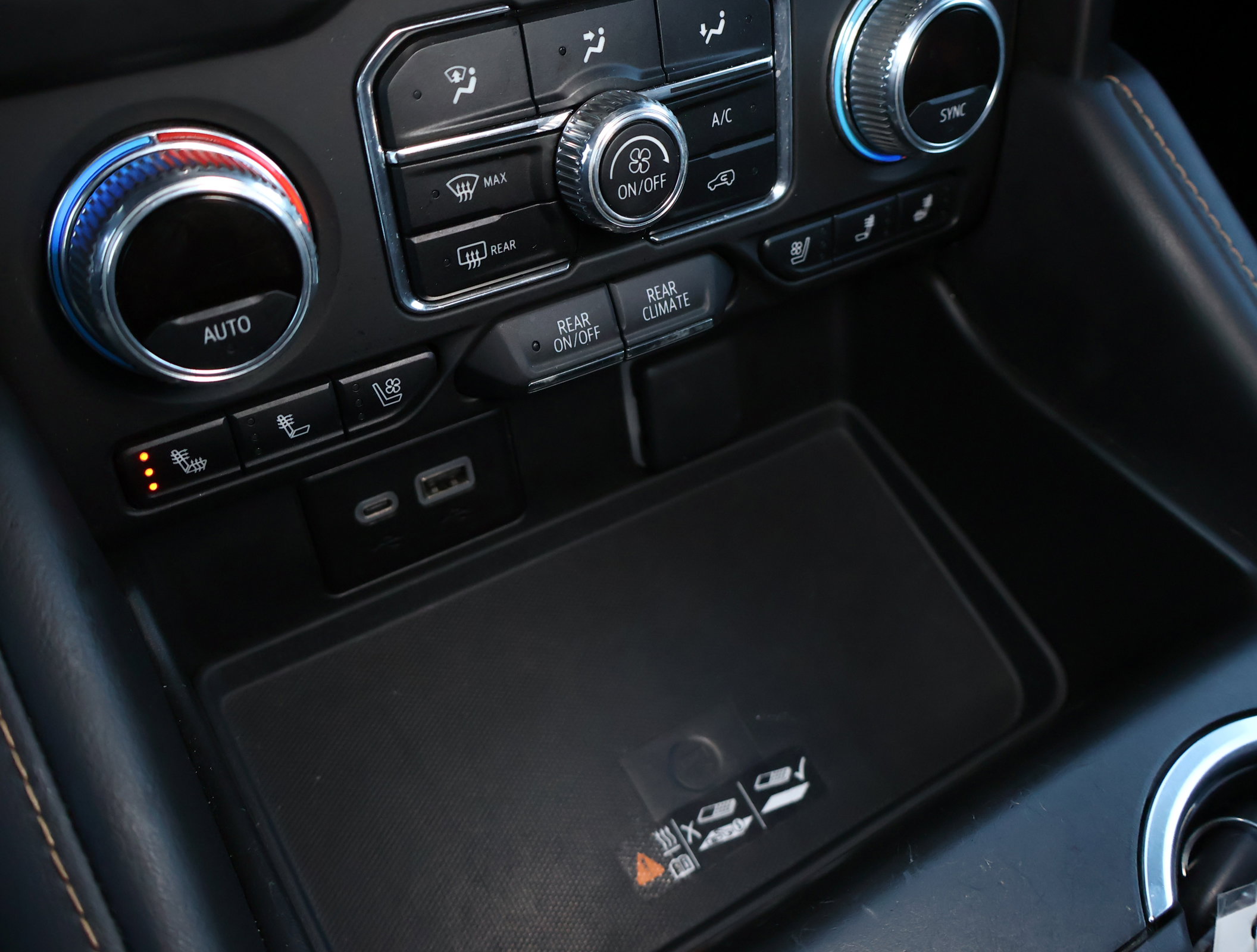 Certified 2024 GMC Yukon AT4 w/ AT4 Premium Package image 23