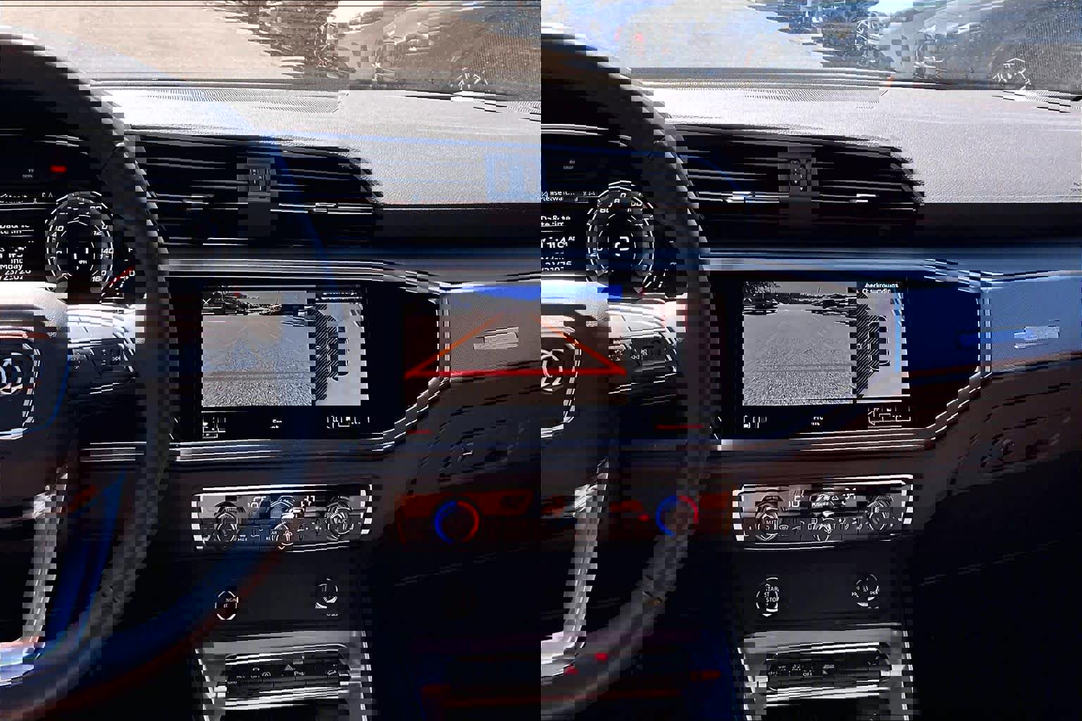 Used 2024 Audi Q3 2.0T Premium Plus image 7