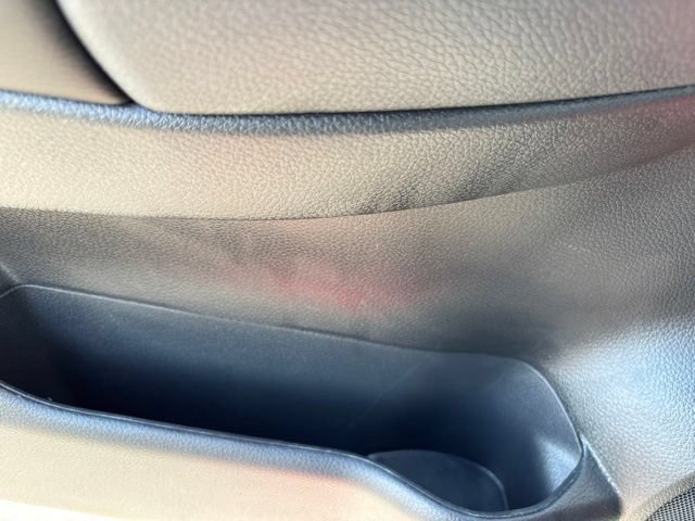 Used 2016 Nissan Rogue S AWD/4WD image 14