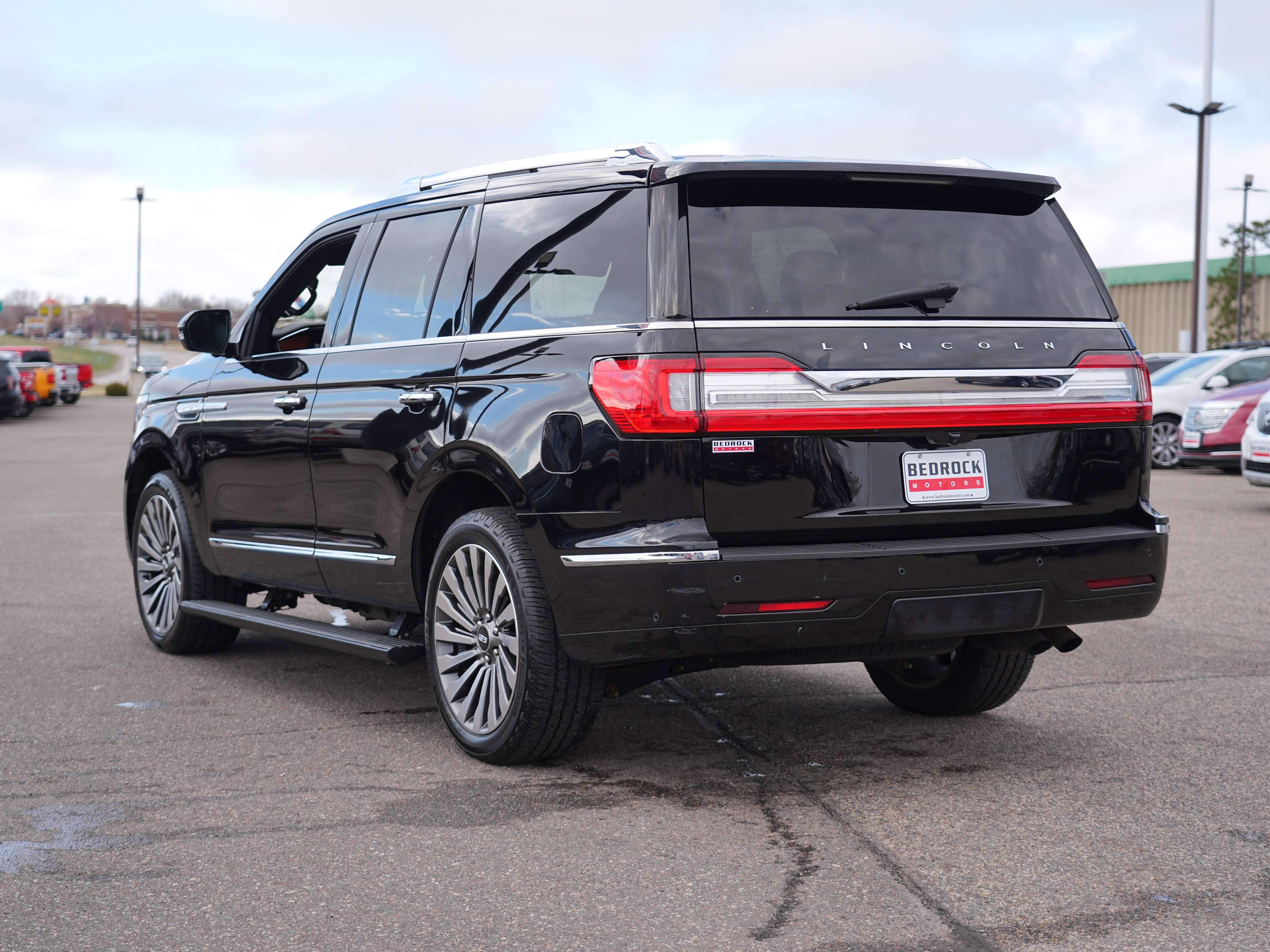 Used 2019 Lincoln Navigator Reserve AWD/4WD image 5