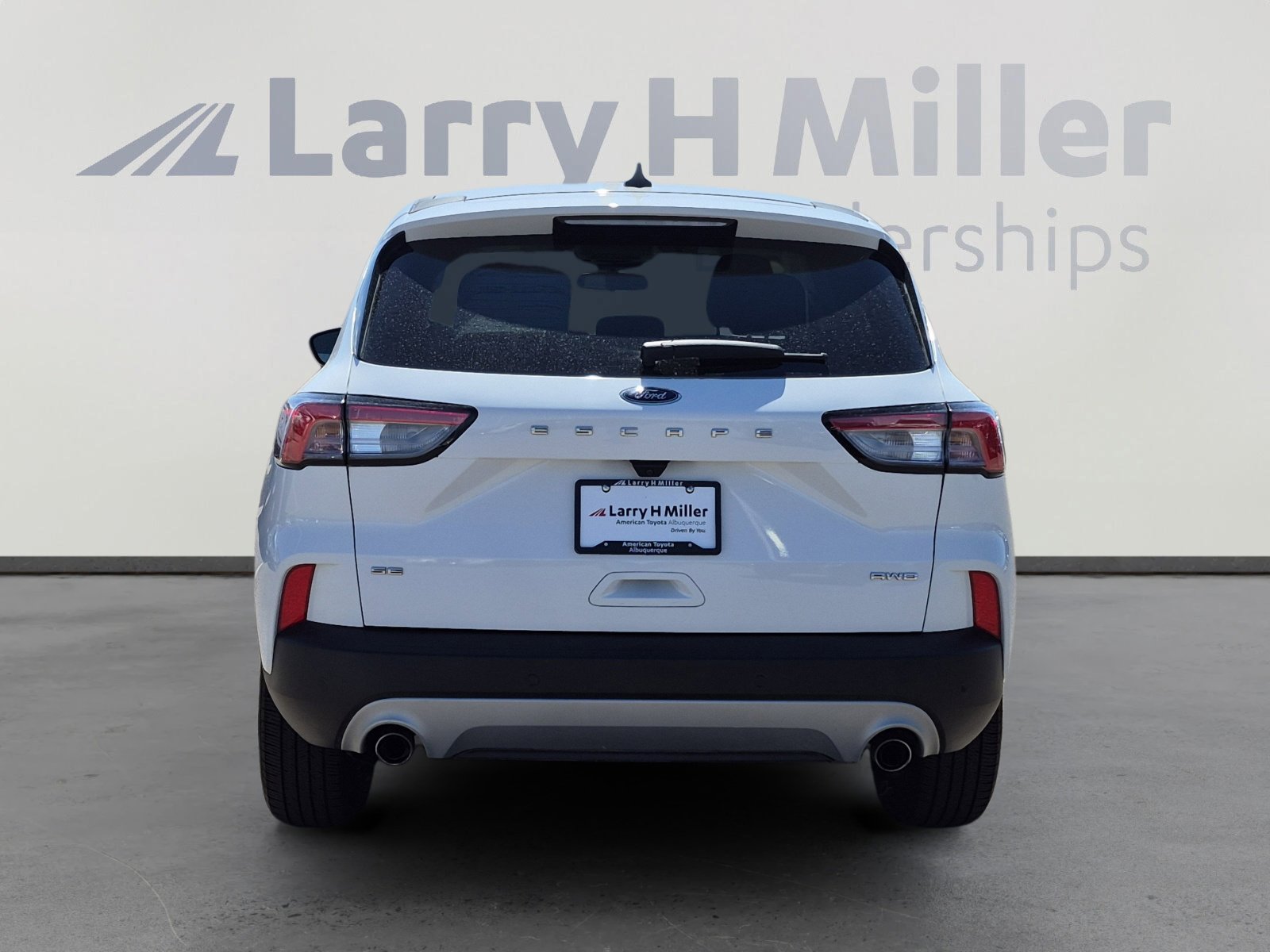 Used 2022 Ford Escape SE image 4