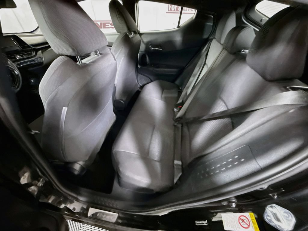 Certified 2018 Toyota C-HR XLE FWD image 26