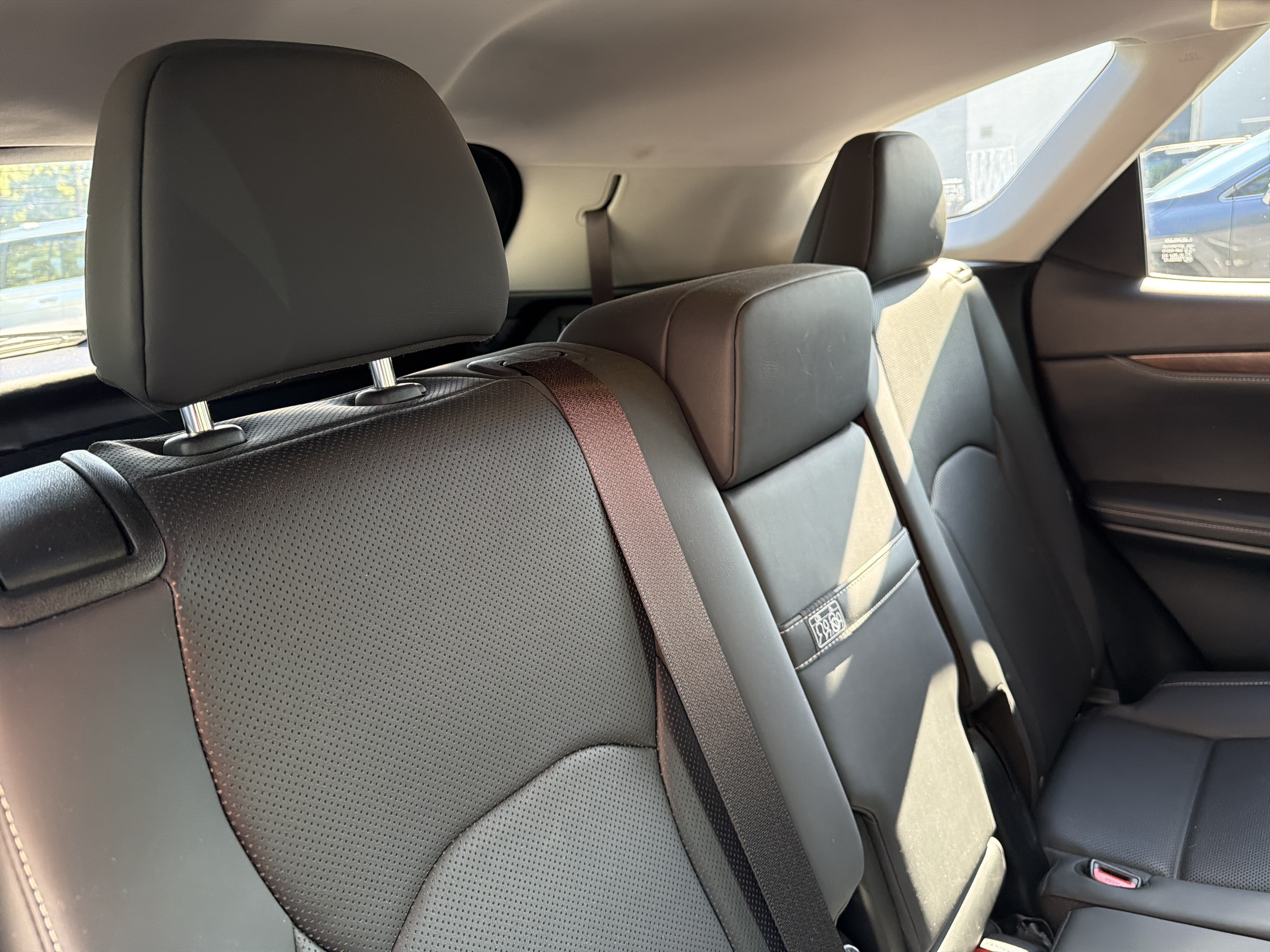 Used 2022 Lexus RX 350L FWD w/ Premium Package image 40