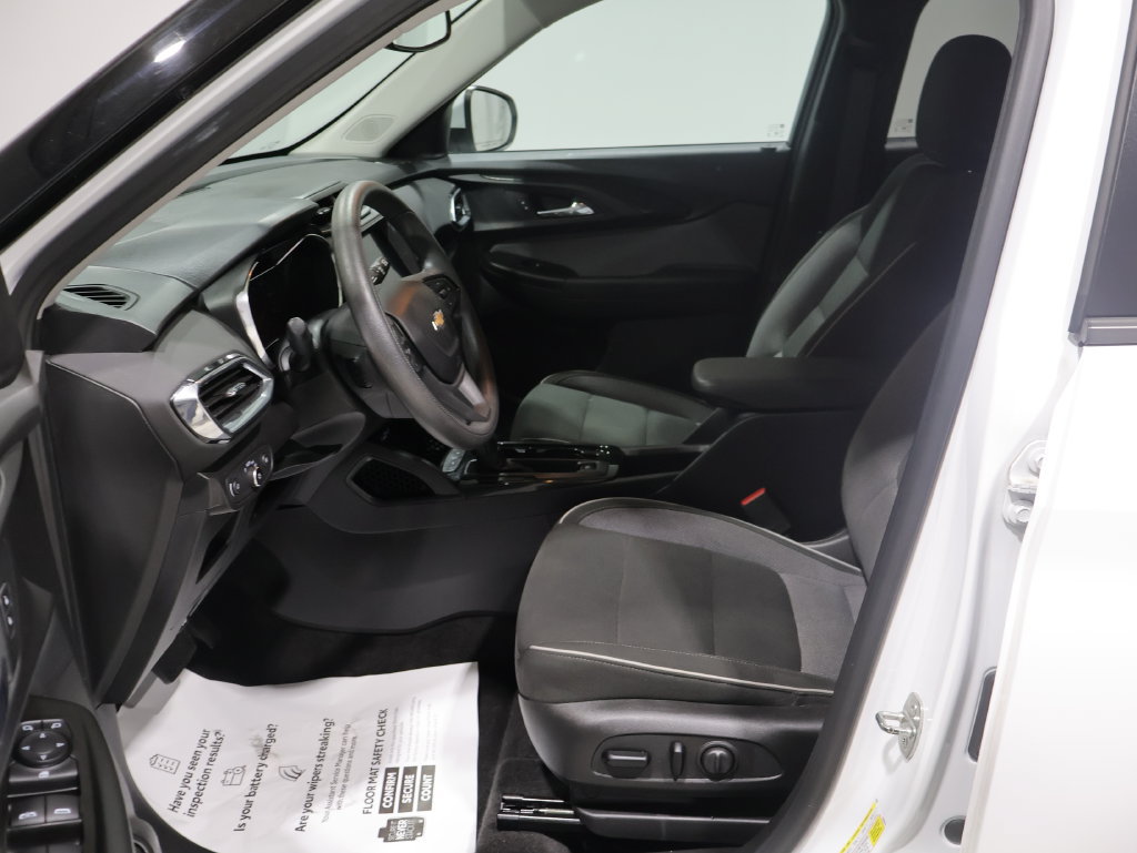 Used 2021 Chevrolet TrailBlazer LT w/ Convenience Package AWD/4WD image 10