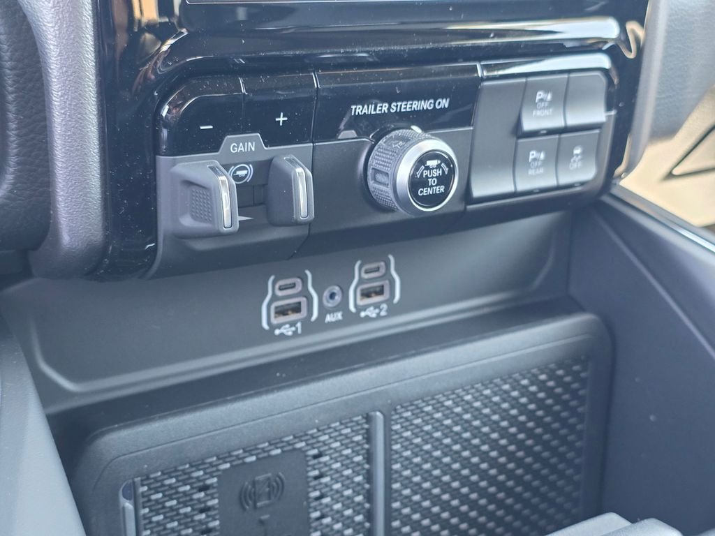 New 2026 RAM 1500 Laramie w/ Night Edition AWD/4WD image 16