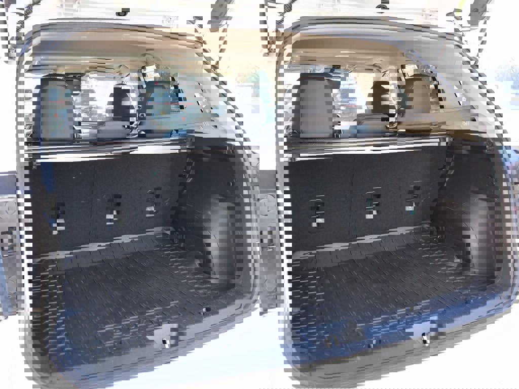 Used 2023 Subaru Crosstrek 2.5i Limited w/ Moonroof Package image 16