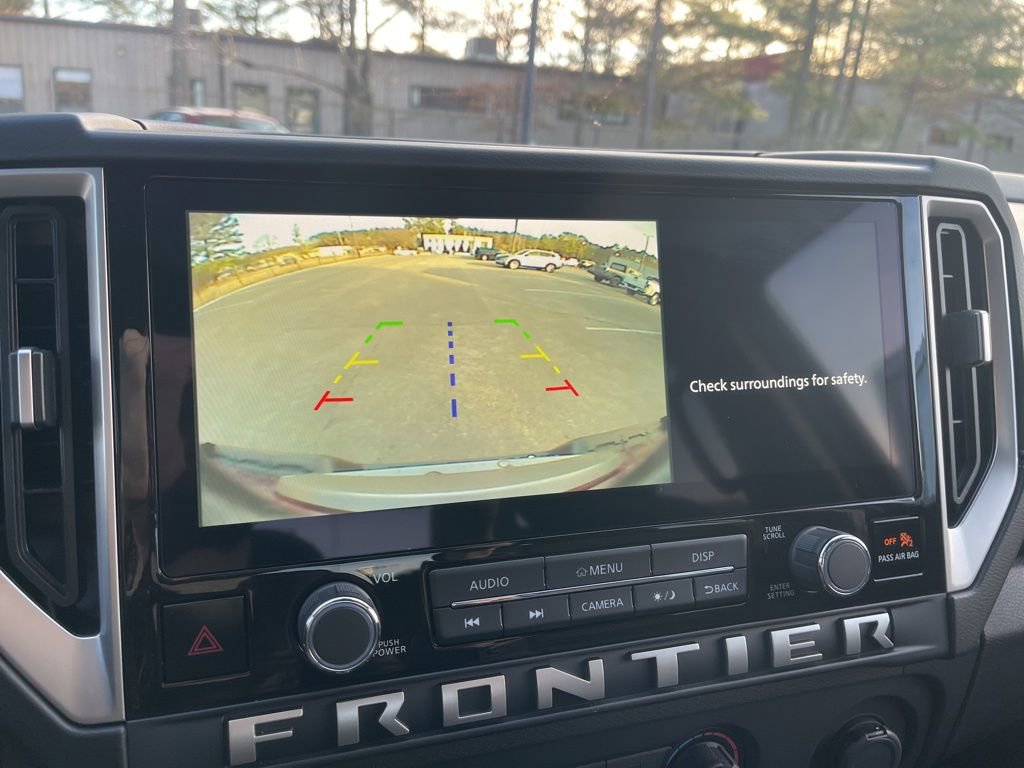 Certified 2025 Nissan Frontier SV image 11