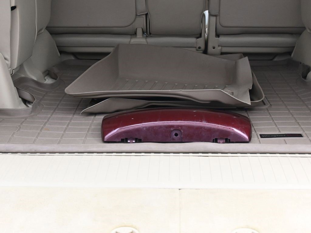 Used 2011 Lexus LX 570 4WD image 15