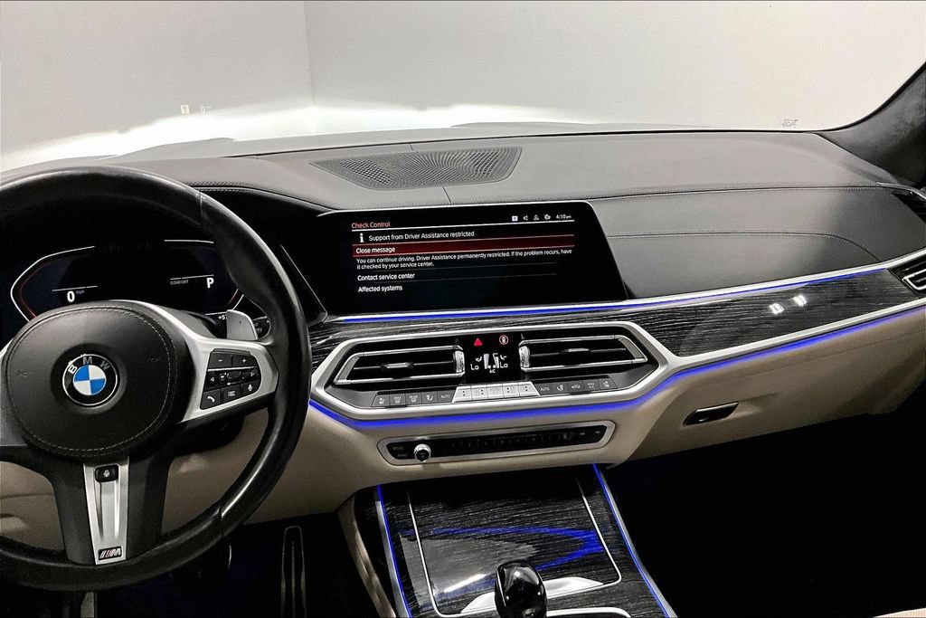 Used 2022 BMW X7 xDrive40i w/ M Sport Package AWD/4WD image 6