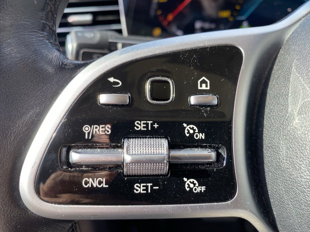 Used 2021 Mercedes-Benz GLE 350 4MATIC w/ Premium Package image 25