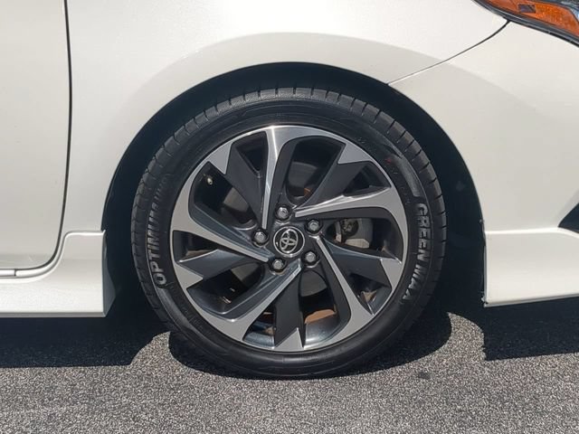 Used 2018 Toyota Corolla iM FWD image 11