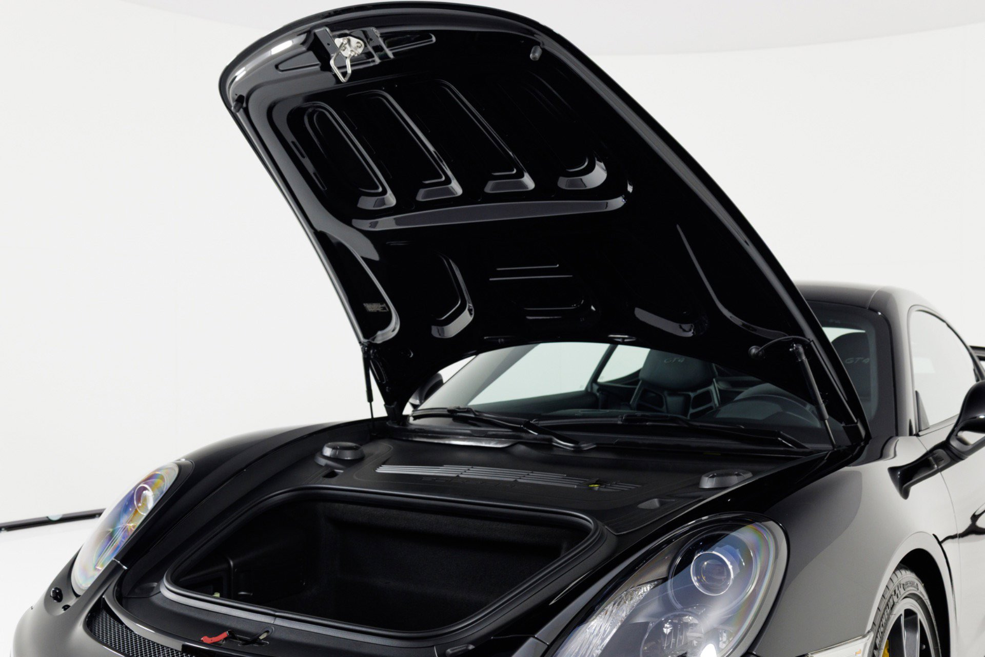 Used 2016 Porsche Cayman GT4 RWD image 42
