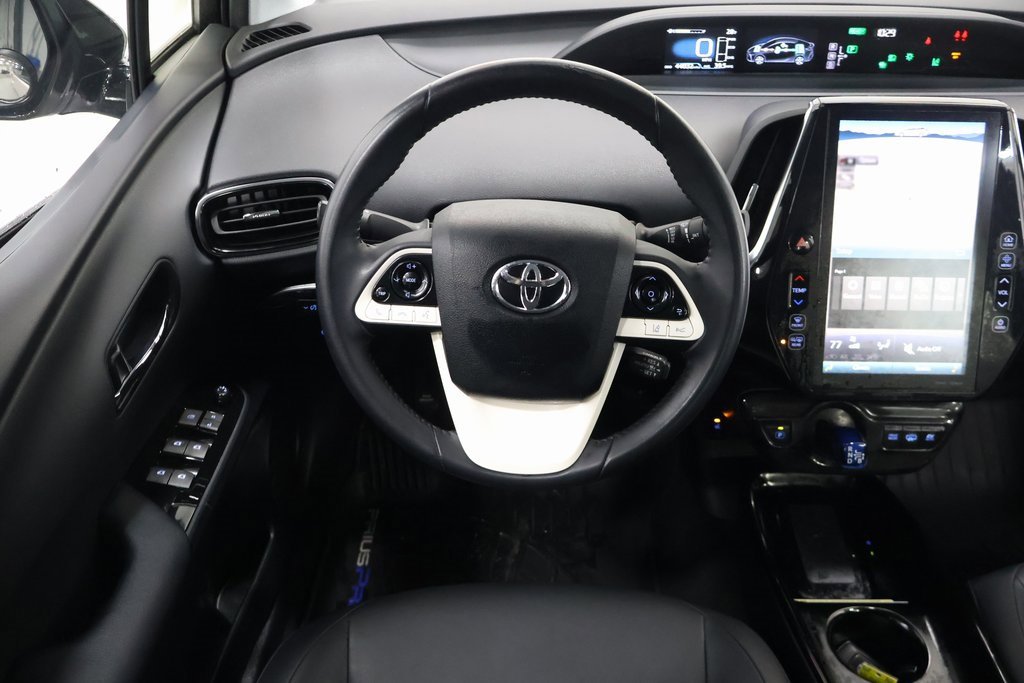 Used 2018 Toyota Prius Prime Premium image 16