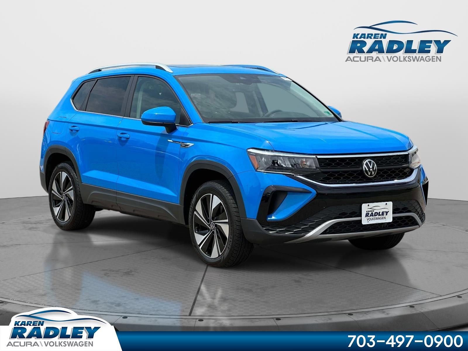 Certified 2024 Volkswagen Taos SE AWD/4WD image 1