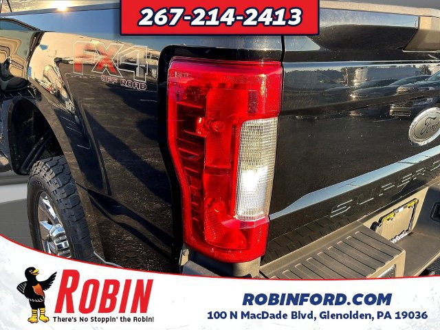Used 2017 Ford F250 XLT w/ XLT Premium Package AWD/4WD image 26