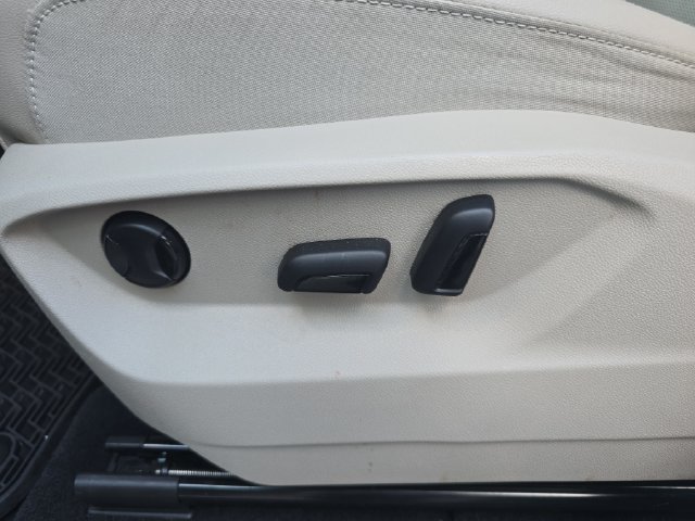 Used 2024 Volkswagen Atlas SE FWD image 27