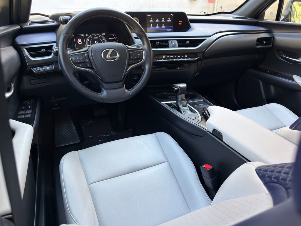 Used 2019 Lexus UX 200 w/ Accessory Package 2 FWD image 7